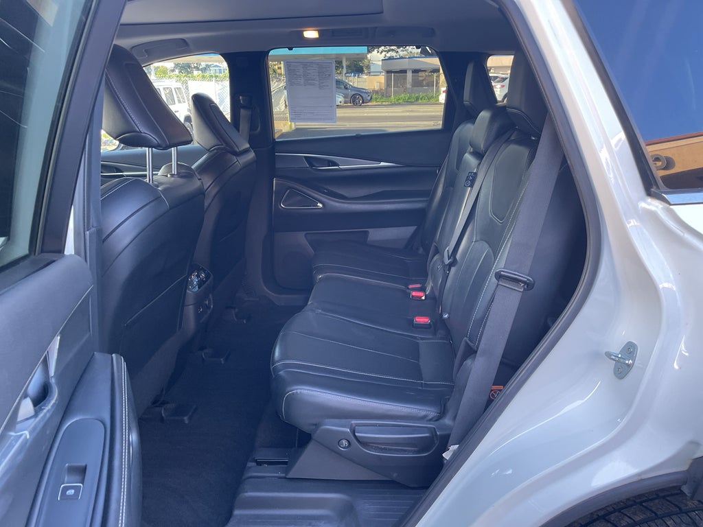 2023 INFINITI QX60 LUXE AWD