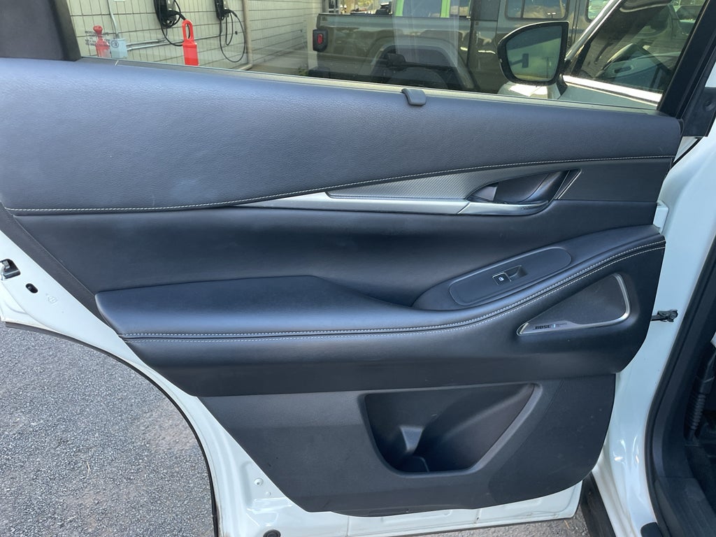 2023 INFINITI QX60 LUXE AWD