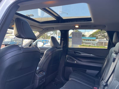 2023 INFINITI QX60 LUXE AWD