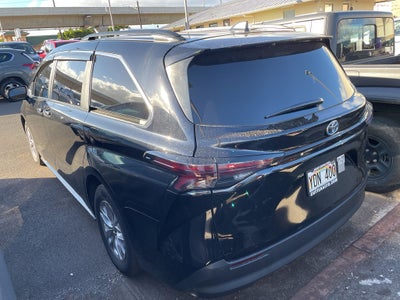 2025 Toyota Sienna XLE