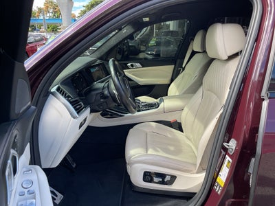 2022 BMW X7 M50i