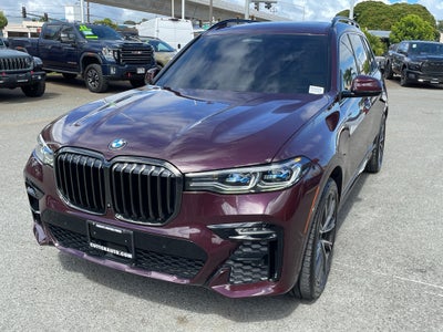 2022 BMW X7 M50i