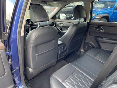 2022 Nissan Rogue Platinum FWD