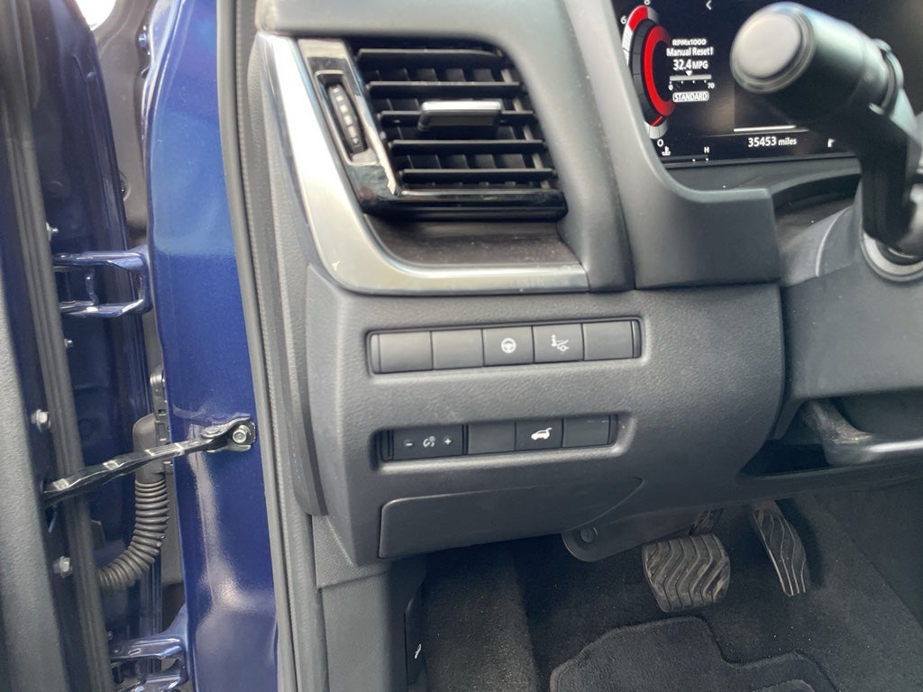 2022 Nissan Rogue Platinum FWD