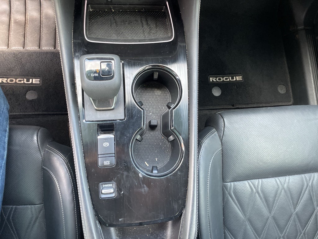 2022 Nissan Rogue Platinum FWD