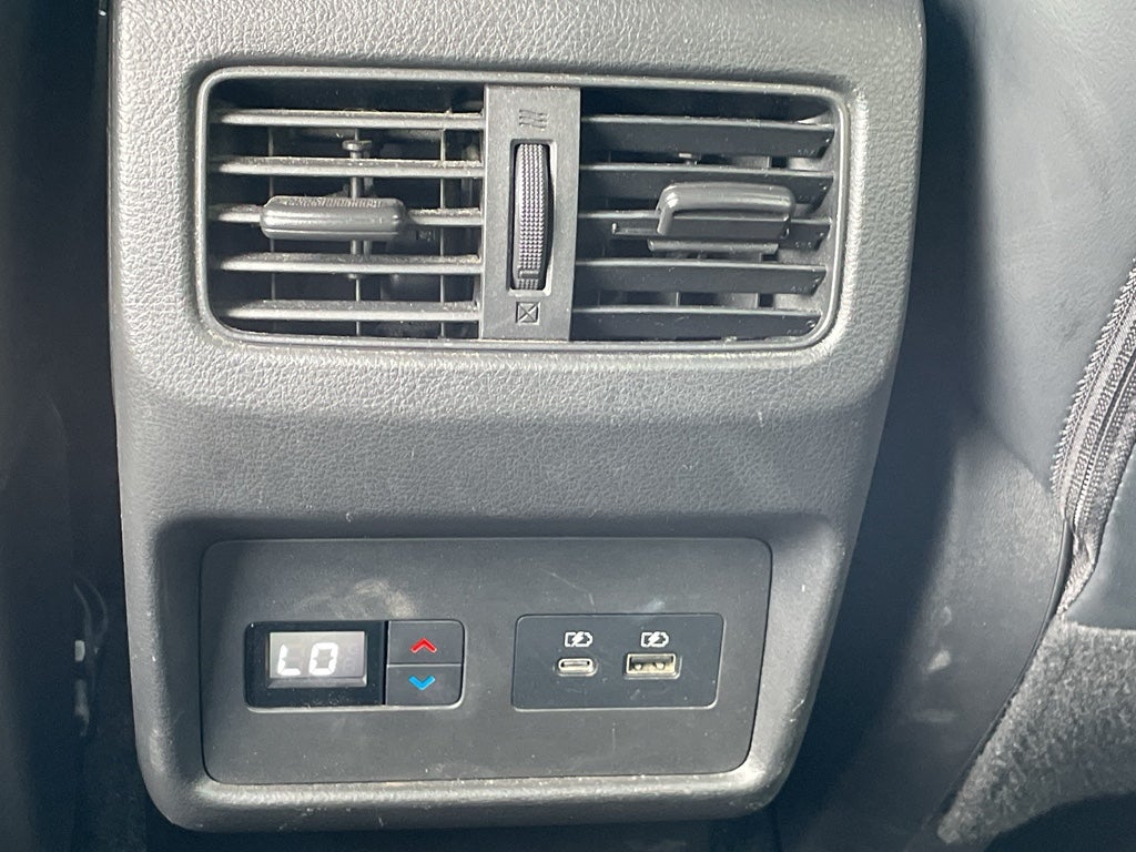 2022 Nissan Rogue Platinum FWD