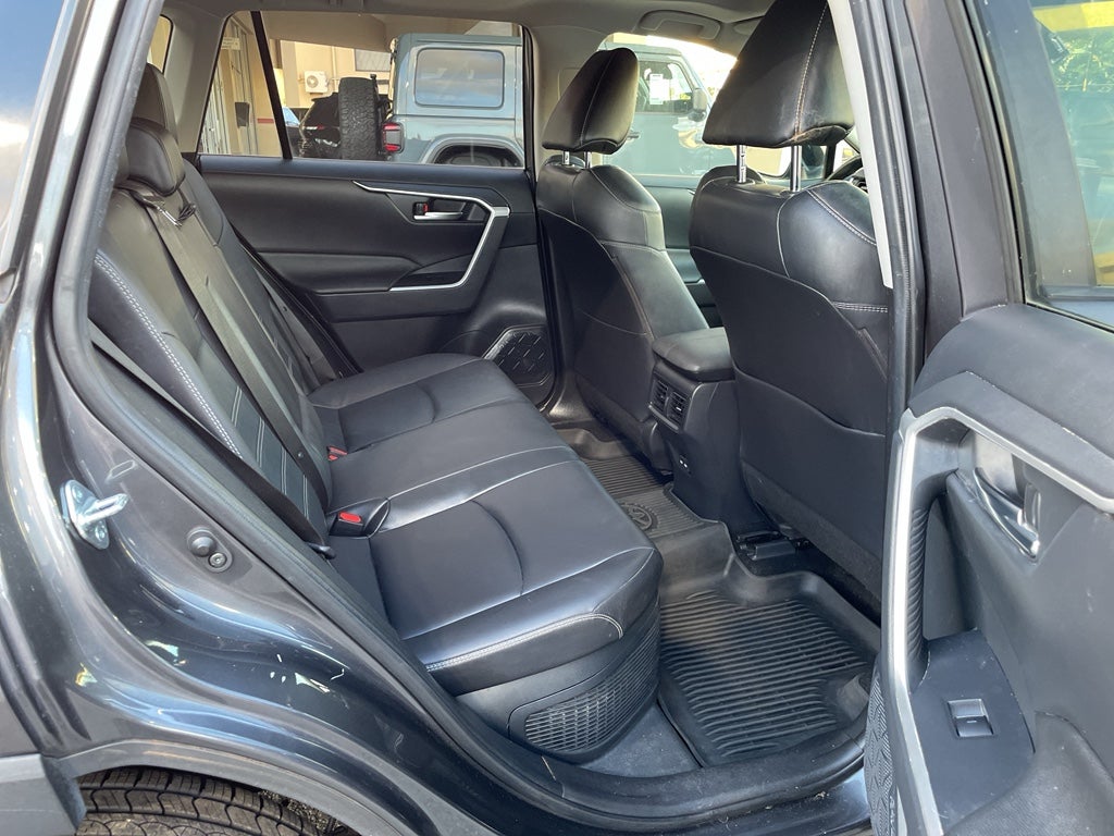 2022 Toyota RAV4 Hybrid XLE Premium