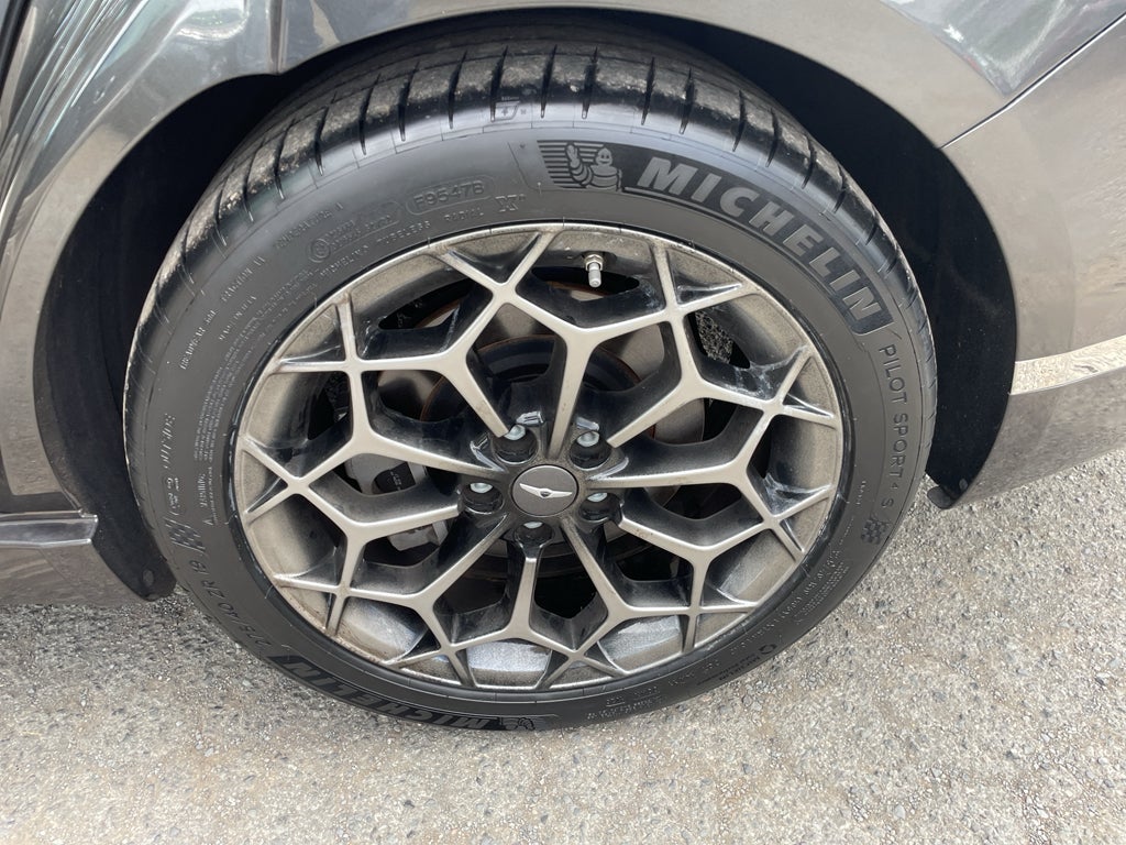2023 Genesis G80 2.5T