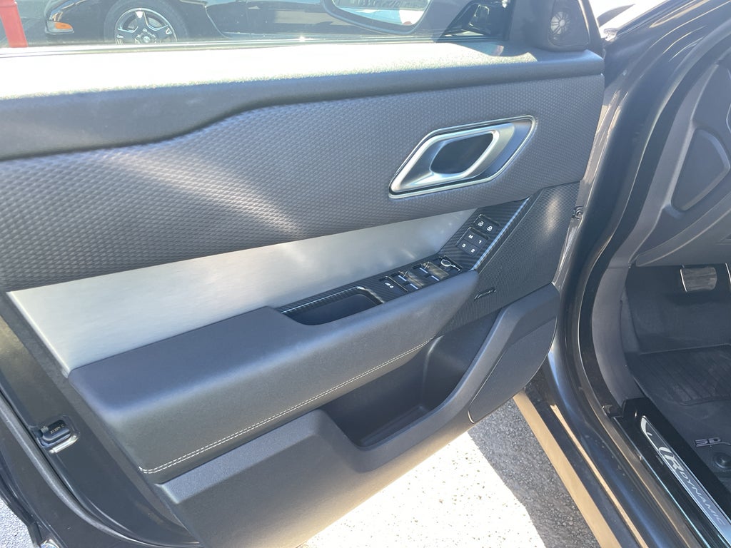 2022 Land Rover Range Rover Velar P250 R-Dynamic S