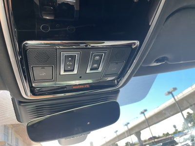 2022 Land Rover Range Rover Velar P250 R-Dynamic S